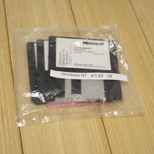 Microsoft Windows NT 4.0 Workstation 1-2 CPU 3.5 in. Floppy Setup Disk Set - 08